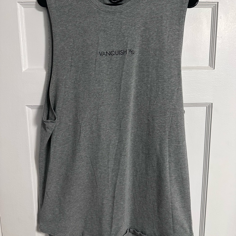 Vanquish‎ Gray Sleeveless Tank Top